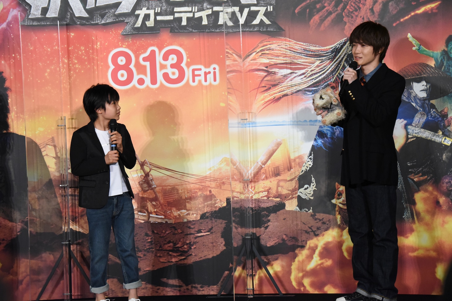左から寺田心、神木隆之介。