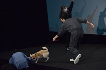 ちえに振り回される林遣都。