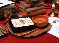 「OBENTO BOX グリフィンドール」（単品：税込1980円、ランチボックス：単品+税込3080円）