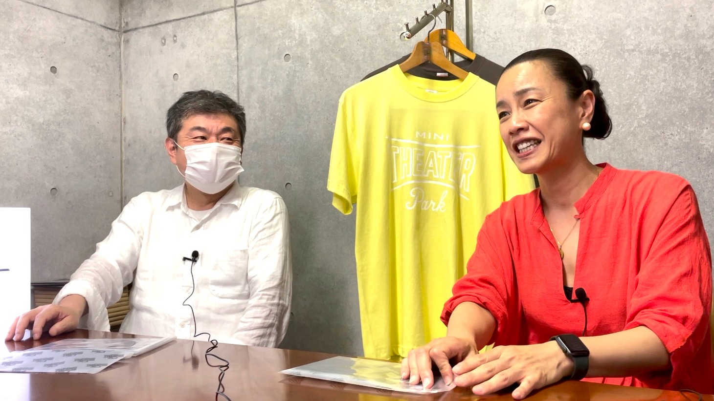 左から北條誠人、渡辺真起子。