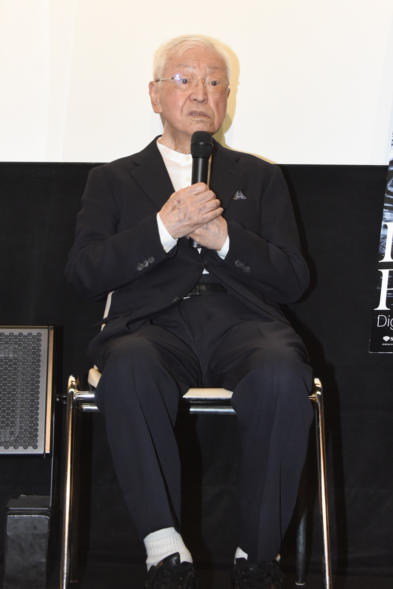 篠田正浩