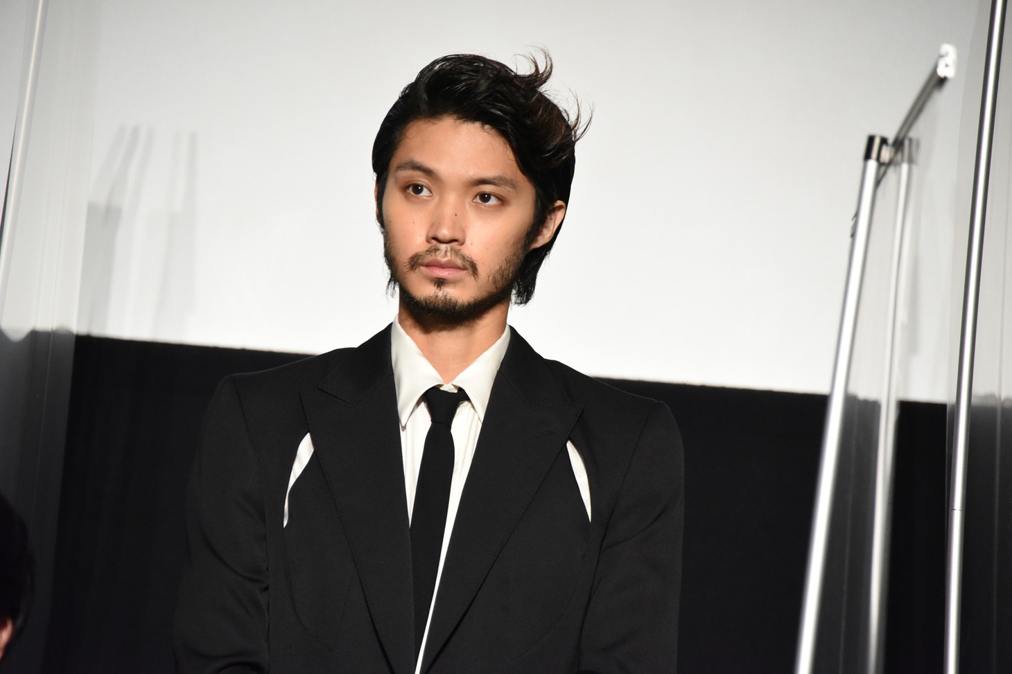 磯村勇斗