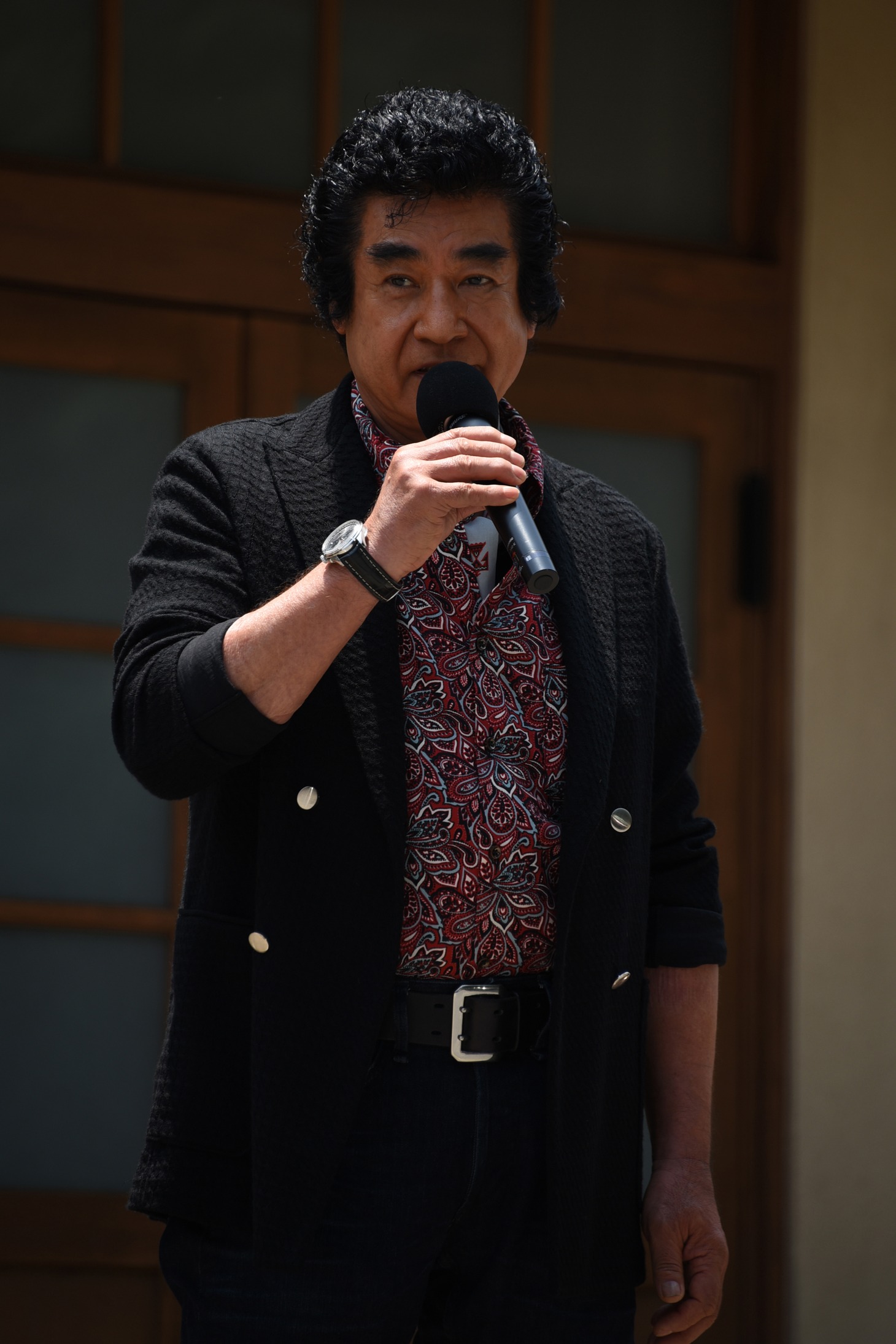 藤岡弘、