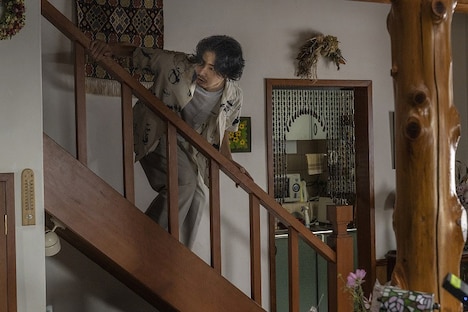 「先生、私の隣に座っていただけませんか？」新場面写真