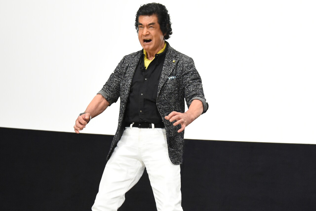 仮面ライダー1号　2号　藤岡弘　佐々木剛　ヘッド面取れ 仮面ライダー1号&2号が、HMVの手形の贈呈式で集結