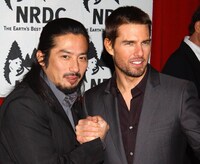 2003年の真田広之（左）とトム・クルーズ（右）。（写真提供：JPI Studios / Avalon / ゼータ イメージ）