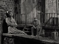 「リラの門」 (c)1956 ─ TF1 DROITS AUDIOVISUELS ─ RIZZOLI FILM ─ SECA