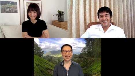 「夕霧花園」初日舞台挨拶の様子。