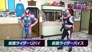 「仮面ライダーリバイス」制作発表会見の様子。