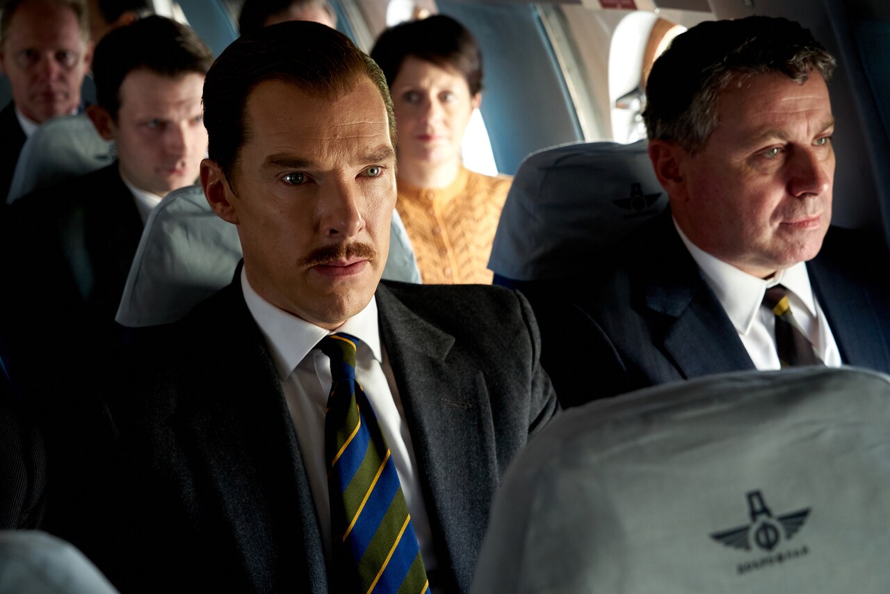 「クーリエ：最高機密の運び屋」