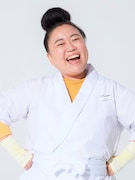 黄本節子役の江上敬子。