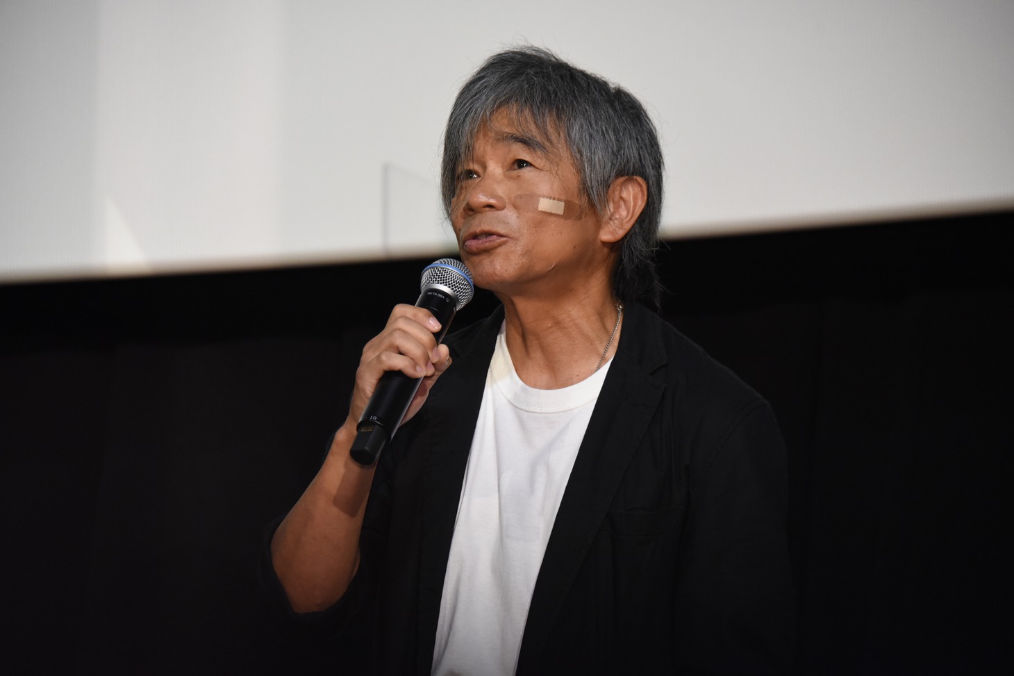 はやみねかおる