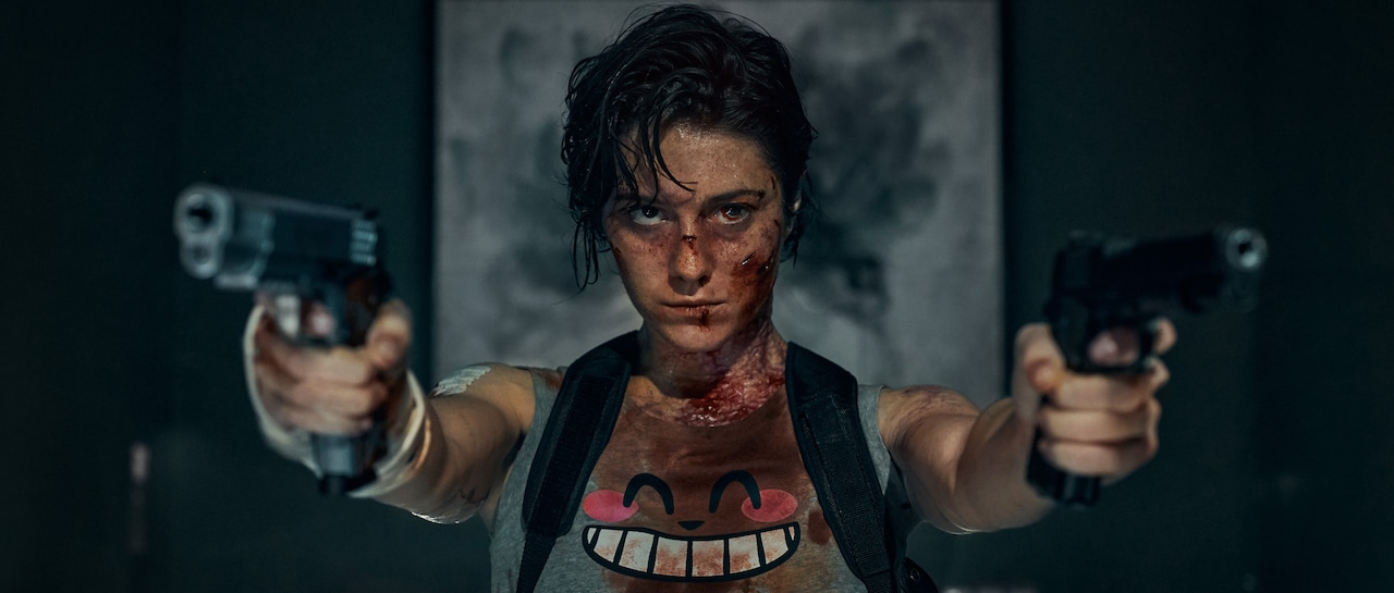 舞台は東京、暗殺者VSヤクザ「ケイト」予告に浅野忠信、國村隼、MIYAVI登場