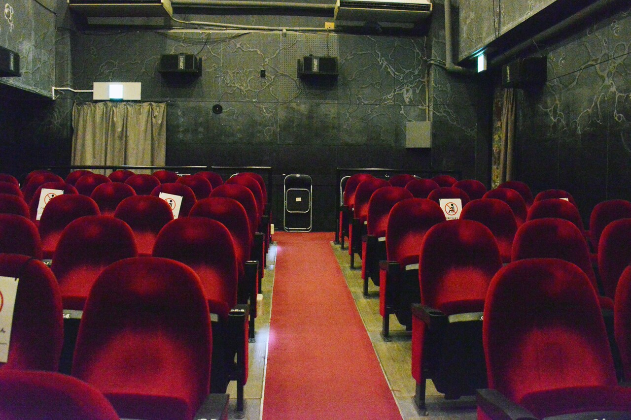 シネ・ヌーヴォ内観