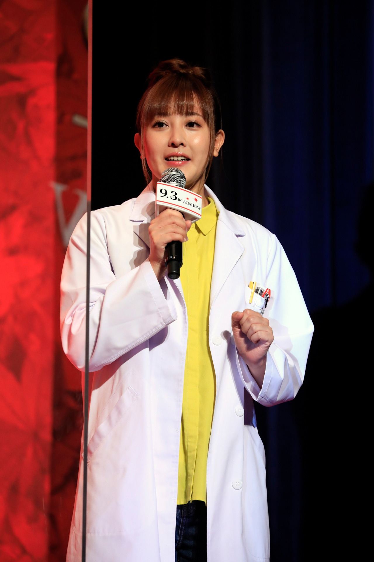 山本ひかる