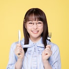 桜井日奈子「ごほうびごはん」でグルメドラマ初主演、1週間がんばった自分にご褒美