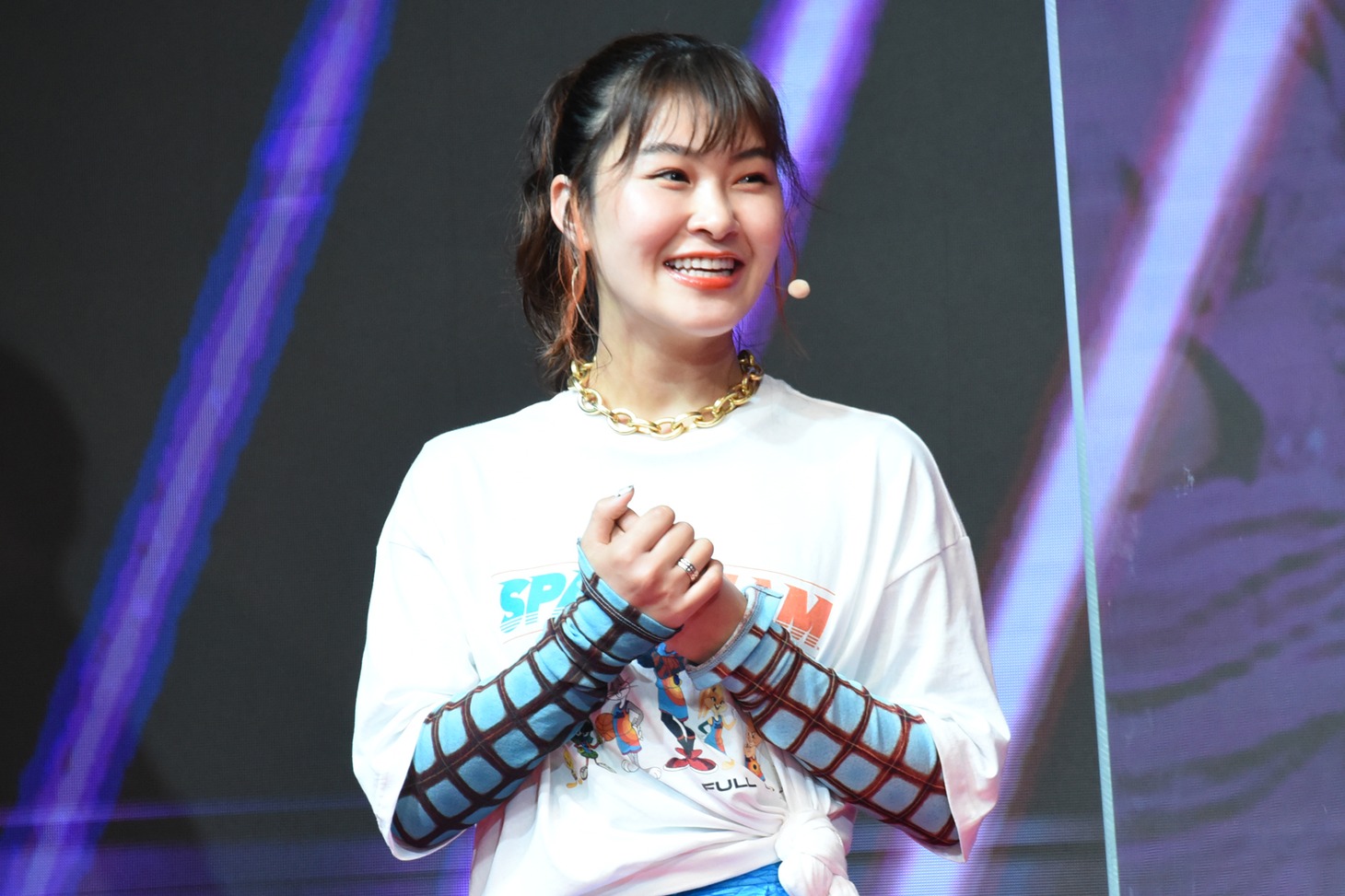 村上佳菜子