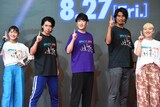 「スペース・プレイヤーズ」公開直前イベントの様子。左から村上佳菜子、野田クリスタル、田中直樹、中澤佑二、丸山桂里奈。