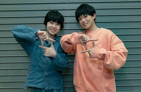 左から田代輝、松丸亮吾。