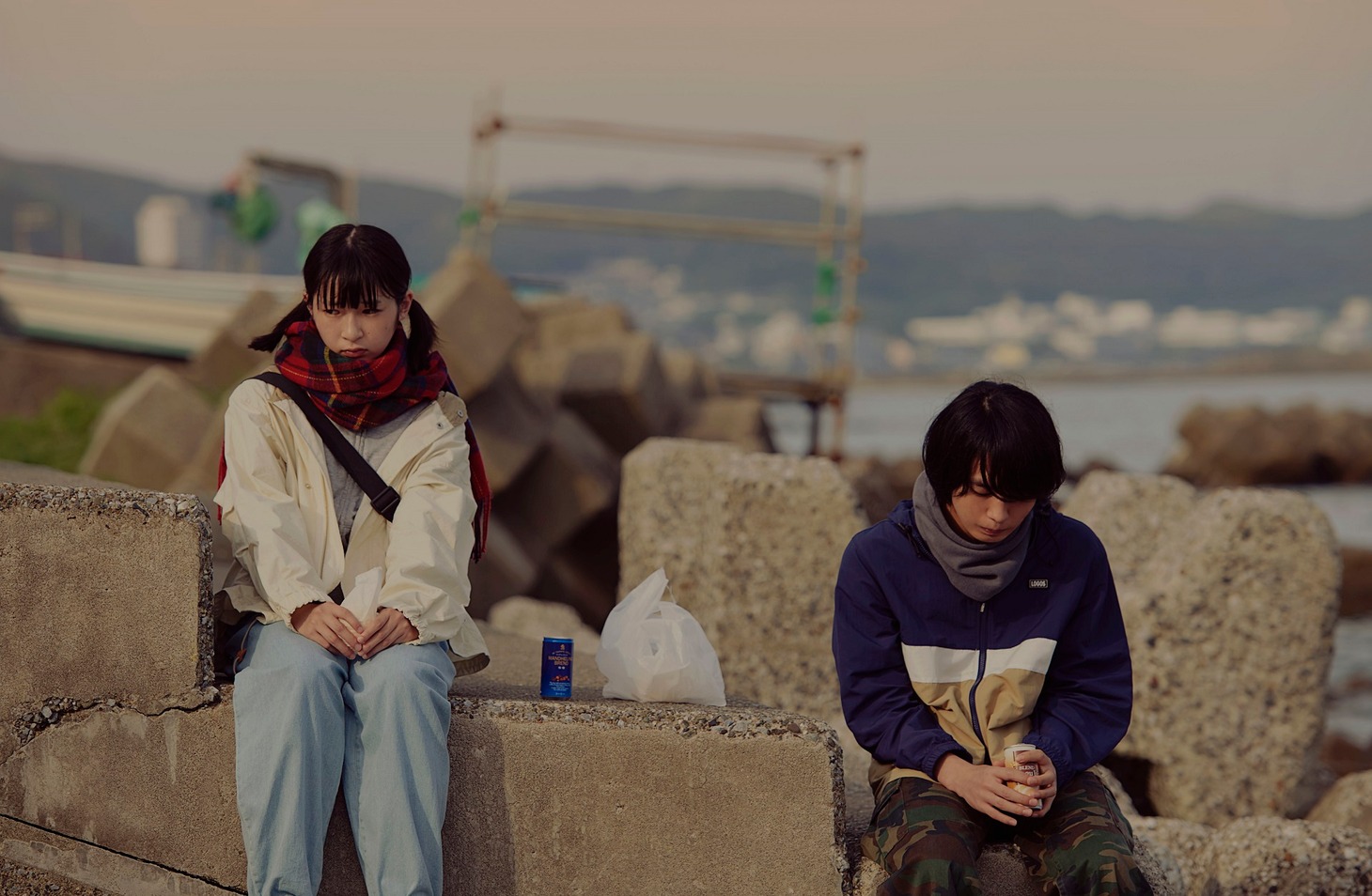 「うみべの女の子」場面写真 (c)浅野いにお / 太田出版・2021「うみべの女の子」製作委員会