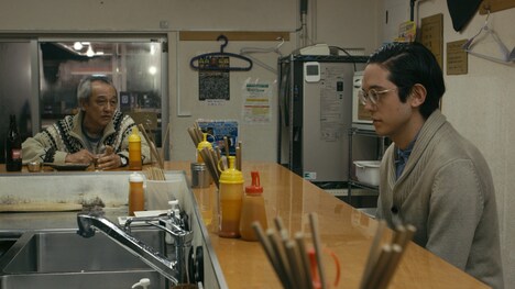 「WHOLE/ホール」