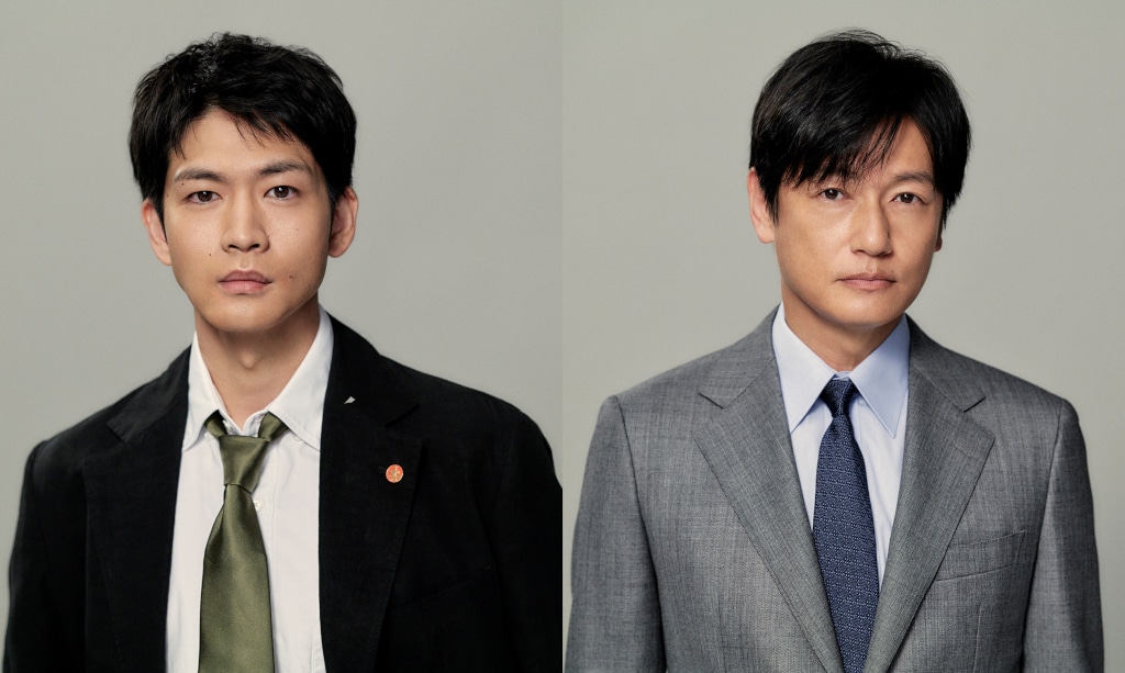 左から松下洸平、井浦新。