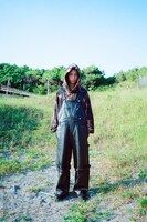 「something in the air」ビジュアル