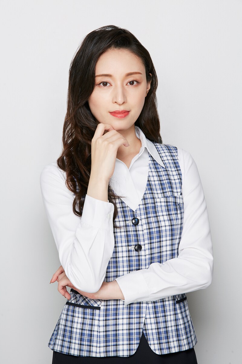 おしゃクソ姉さん役の栗山千明。