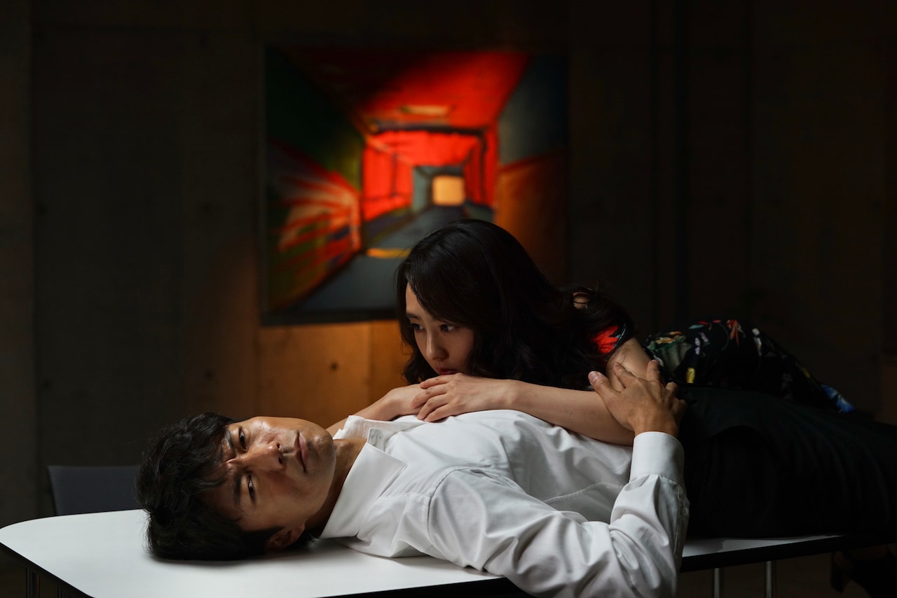 「愛のまなざしを」特報、仲村トオルと杉野希妃が堕ちてゆく