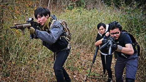 「最強殺し屋伝説国岡[完全版]」新場面写真