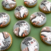 東洲斎写楽の日本画をモチーフにしたアイシングクッキー。