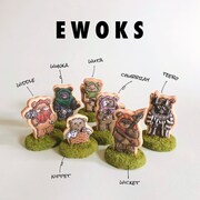 「スター・ウォーズ」シリーズのイウォークをモチーフにしたアイシングクッキー。