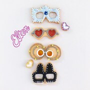 「ロケットマン」をモチーフにしたアイシングクッキー。