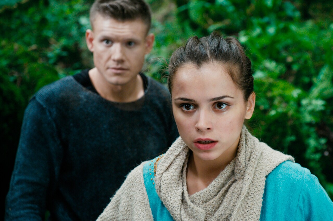 ペテン師が異世界の救世主に、ロシア映画「ベロゴリア戦記」2作連続ロードショー