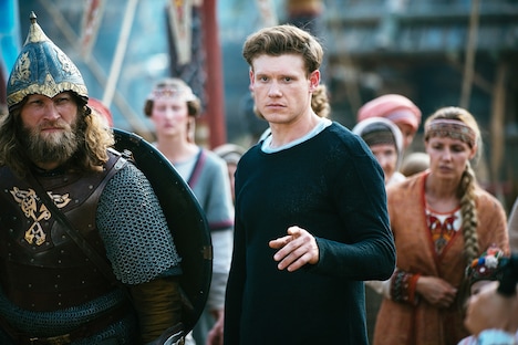 「ベロゴリア戦記 第2章：劣等勇者と暗黒の魔術師」