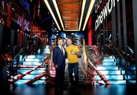 左からアンディ・サーキス、トム・ハーディ。