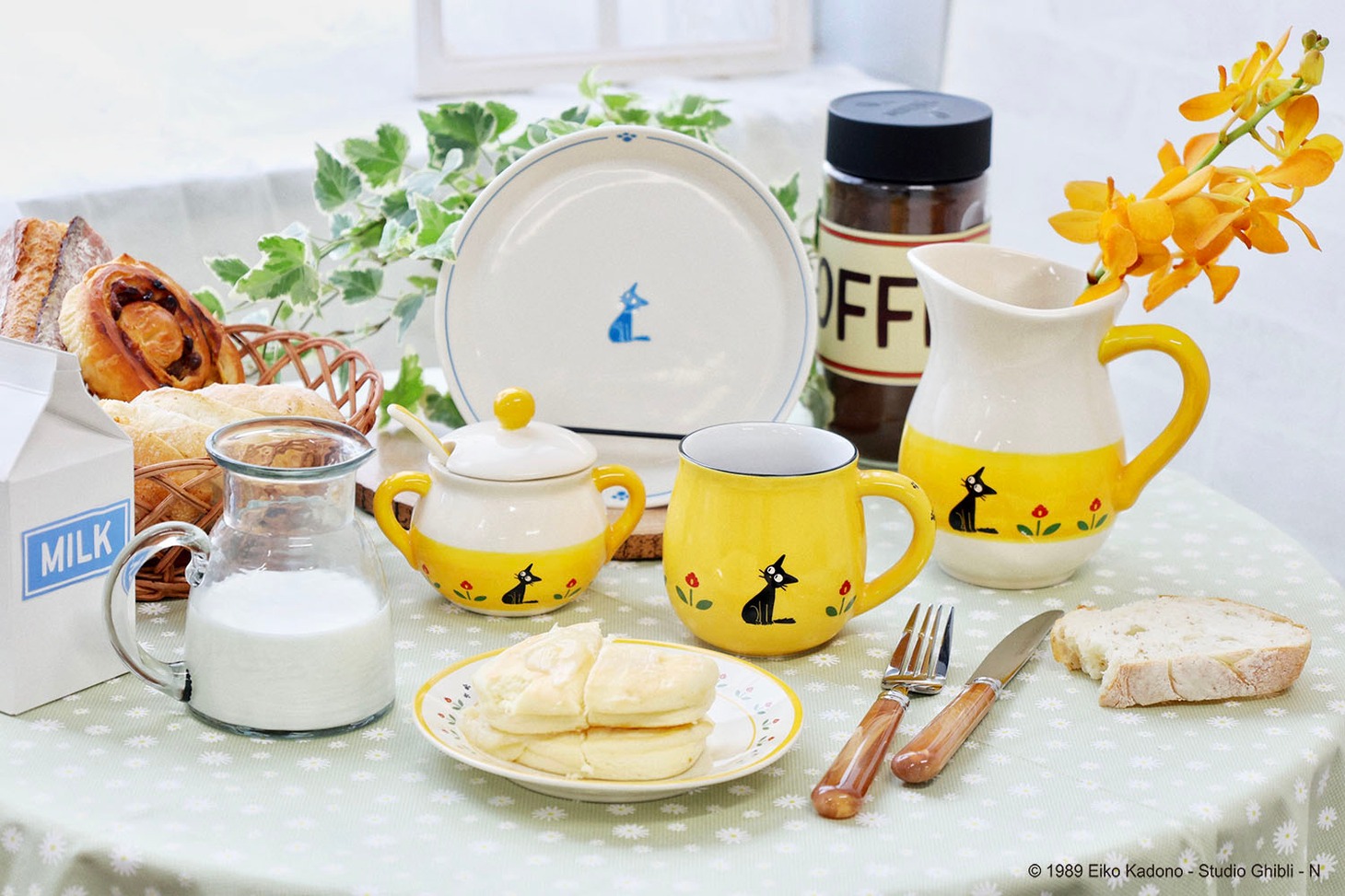 「魔女の宅急便 おソノさんの食器シリーズ」の使用イメージ。