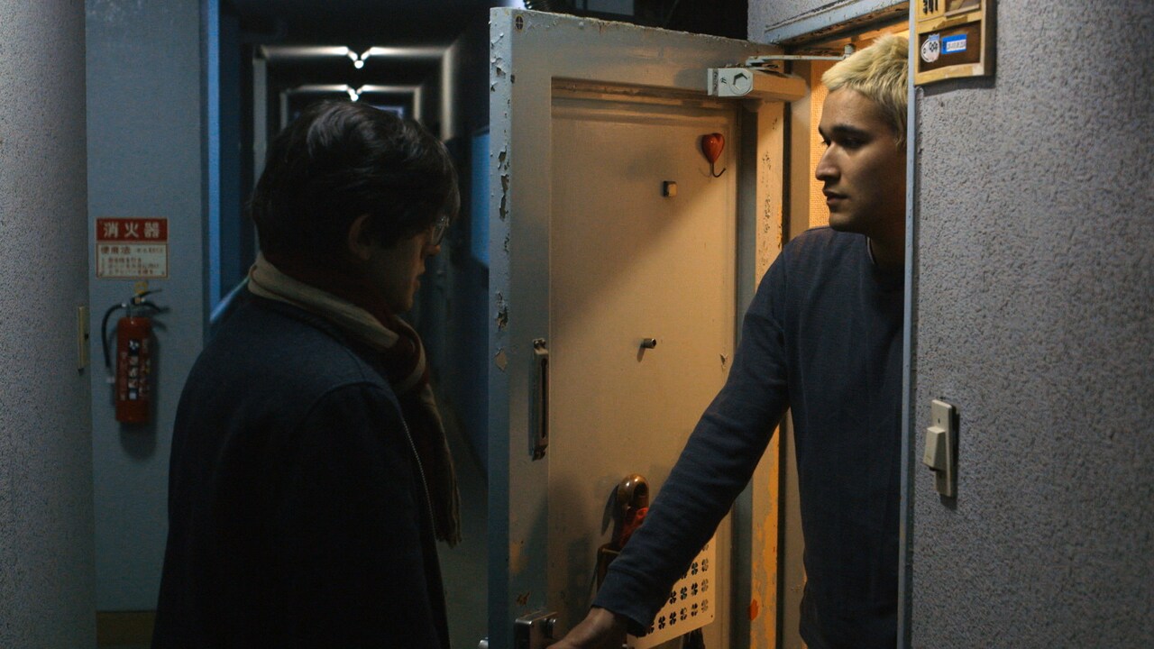 “ハーフ”と呼ばれる青年の友情描く「WHOLE」予告到着、監督のコメントも