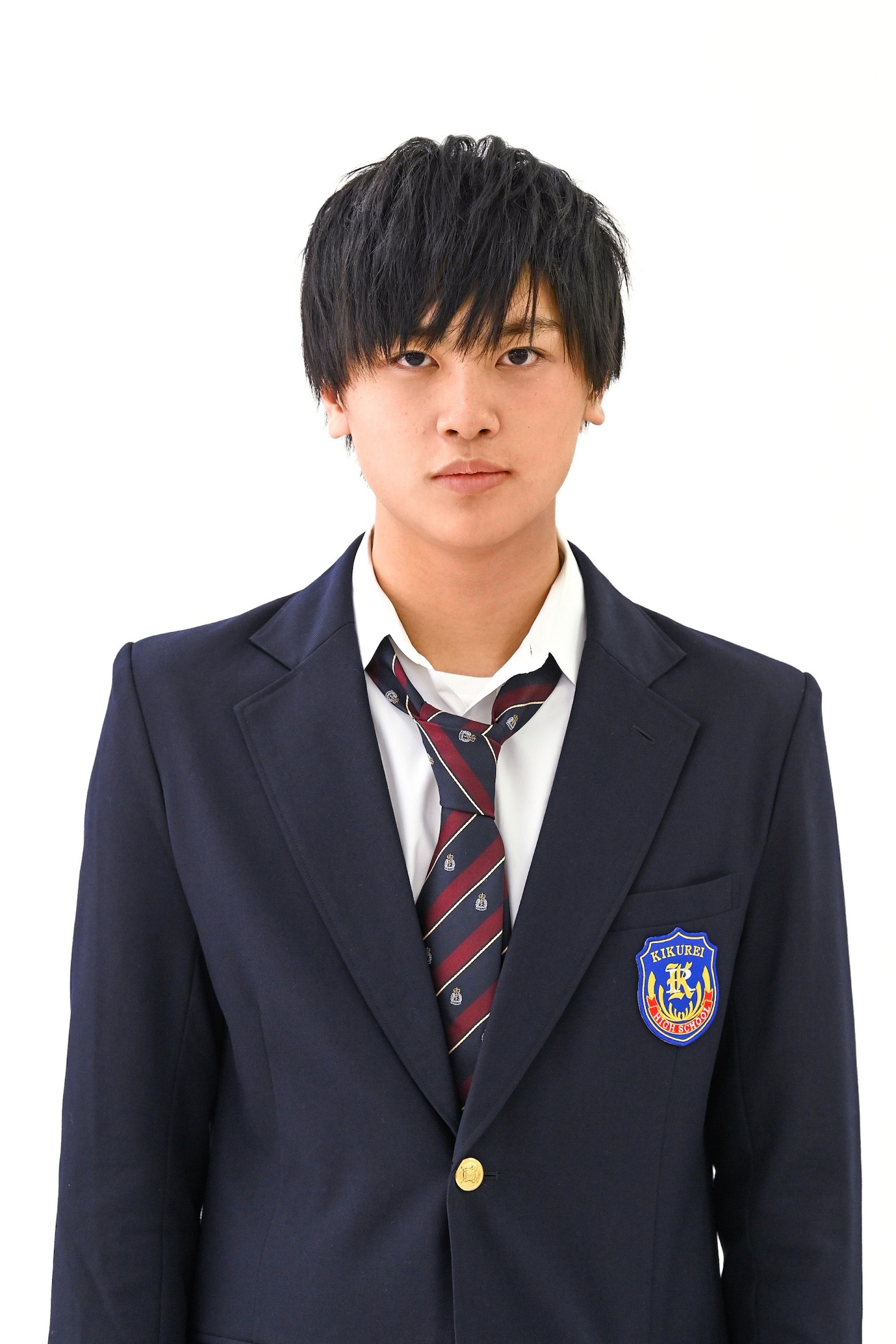 前川佑演じる大久保翼。
