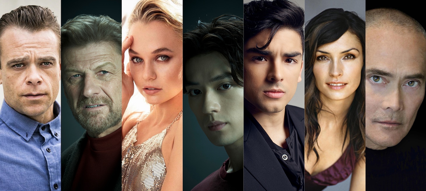 左からニック・スタール、ショーン・ビーン、マディソン・アイスマン、新田真剣佑、ディエゴ・ティノコ、ファムケ・ヤンセン、マーク・ダカスコス。