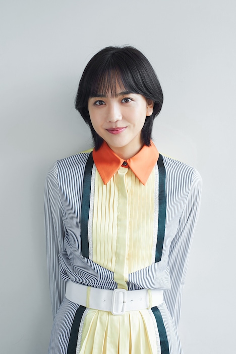 栗尾あゆみ役の松井愛莉。