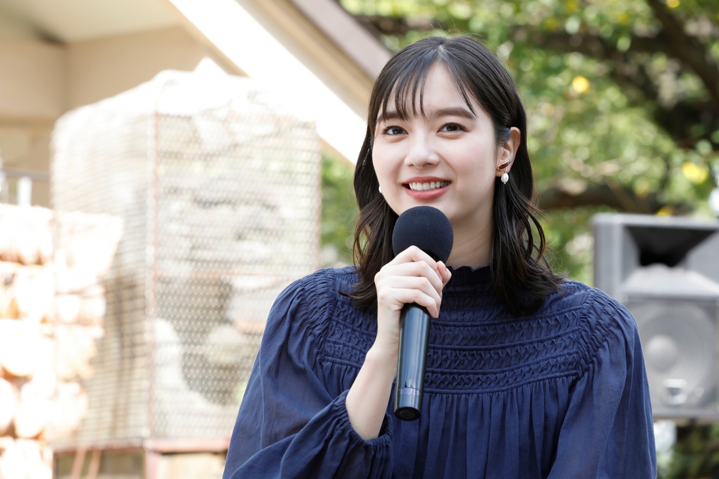 新川優愛