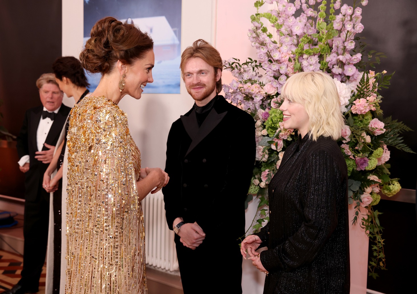 左からキャサリン妃、フィニアス、ビリー・アイリッシュ。