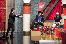 「有吉×怪物」より、左から有吉弘行、バカリズム、指原莉乃。