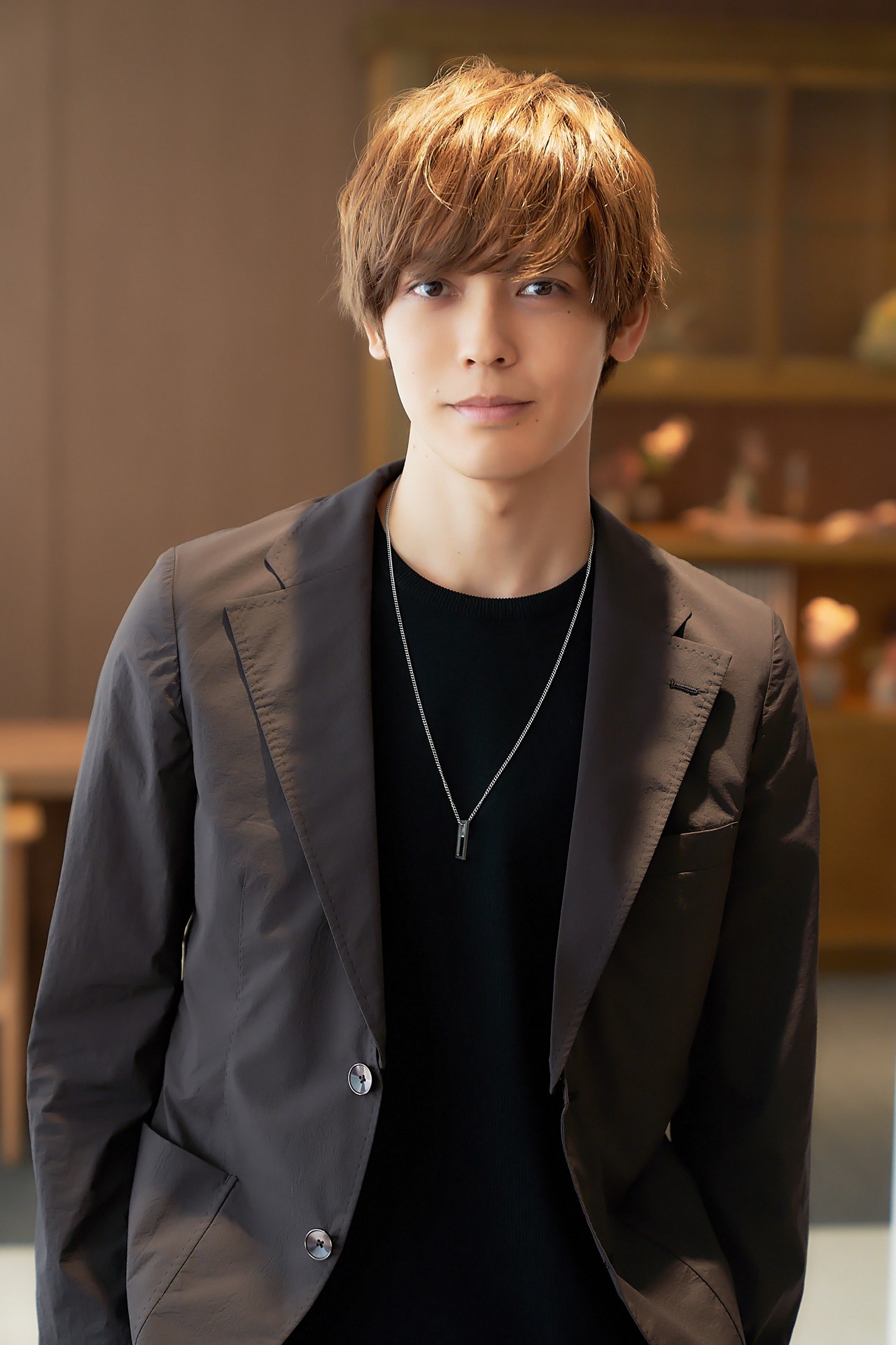 緋山余一役の猪塚健太。