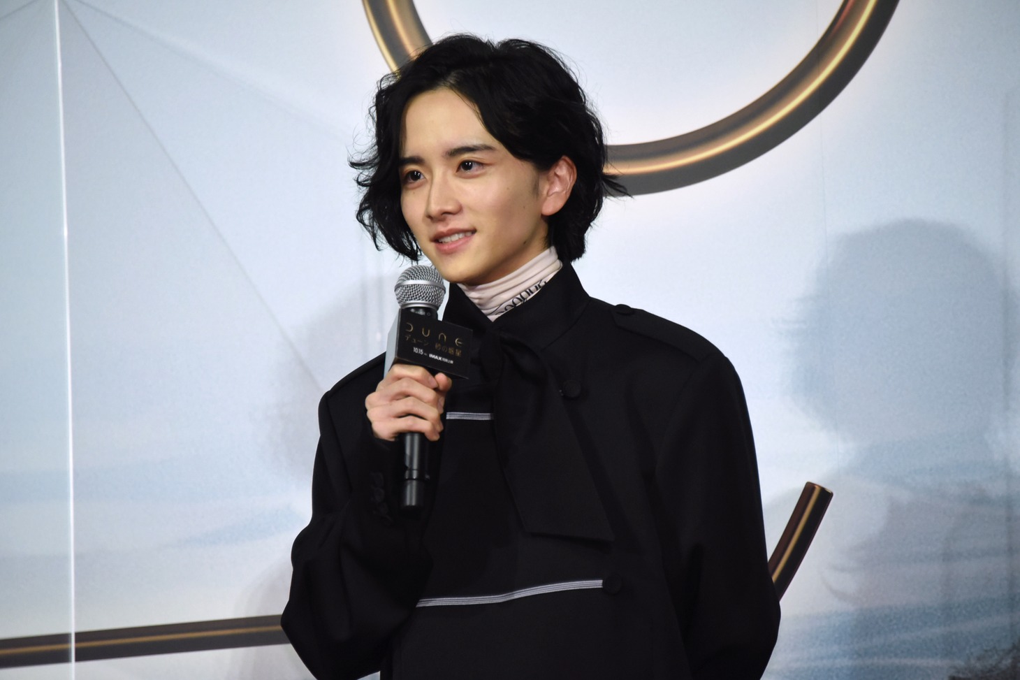 板垣李光人