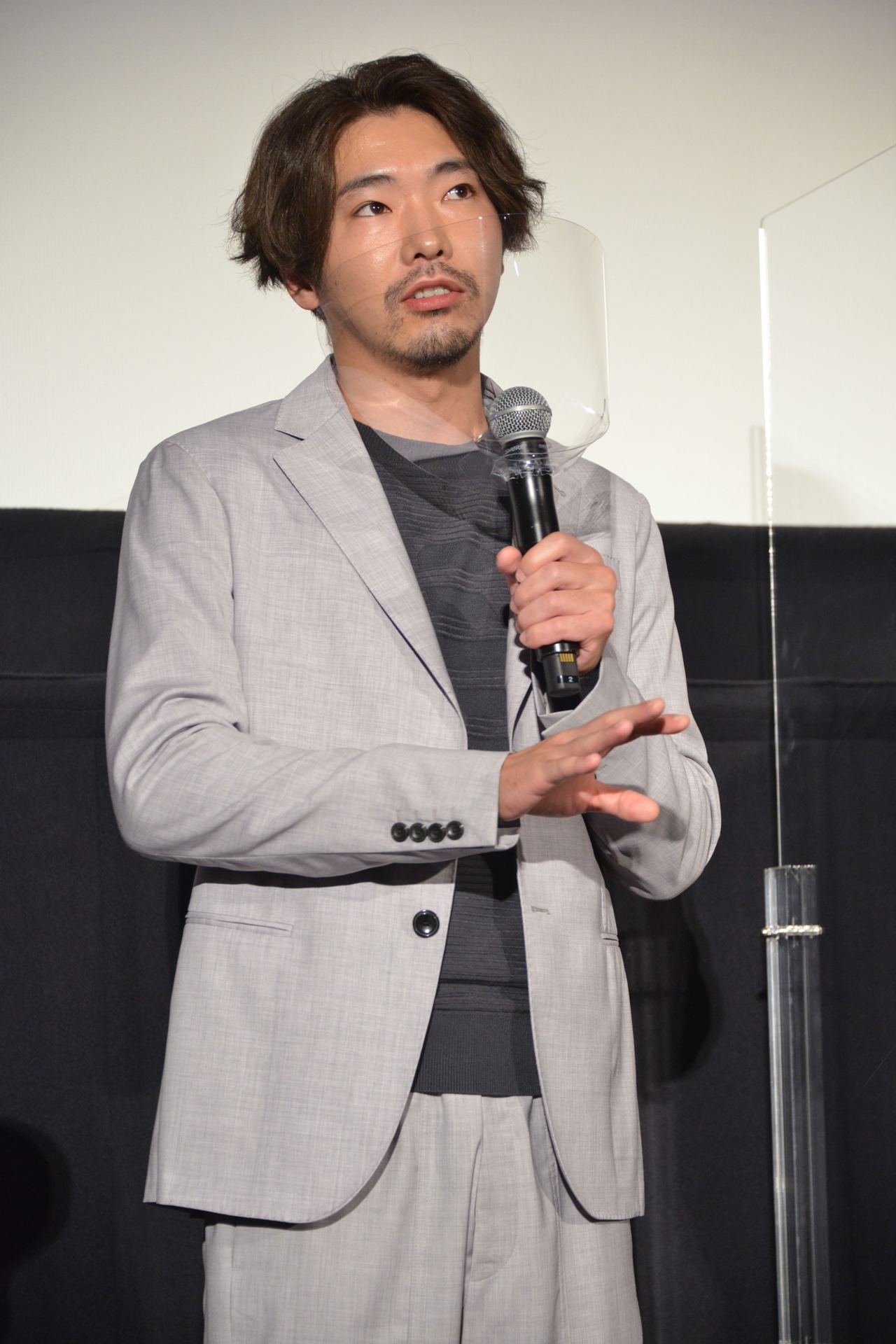柄本佑