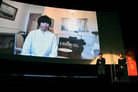 「総理の夫」東京・パリ2都市生中継舞台挨拶の様子。