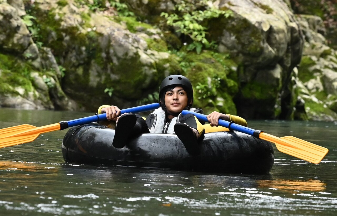 神尾楓珠、ドラマ「顔だけ先生」のセリフで貫地谷しほりと爆笑