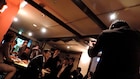 田中俊介が銃ぶっ放す「最強殺し屋伝説国岡」本編映像、伊澤彩織・南勝久コメントも